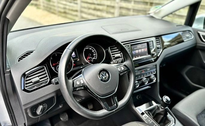 Volkswagen Golf Sportsvan cena 47900 przebieg: 219000, rok produkcji 2015 z Częstochowa małe 781